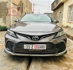 تۆیۆتا کامری